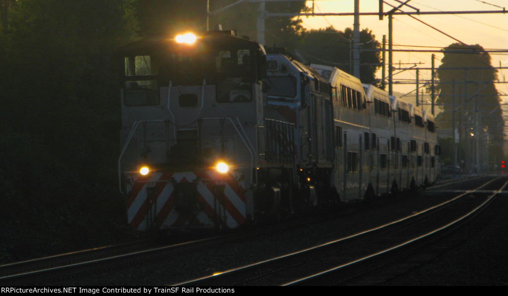 JPBX 503 Leads a Deadhead move passed Bellevue Crossing